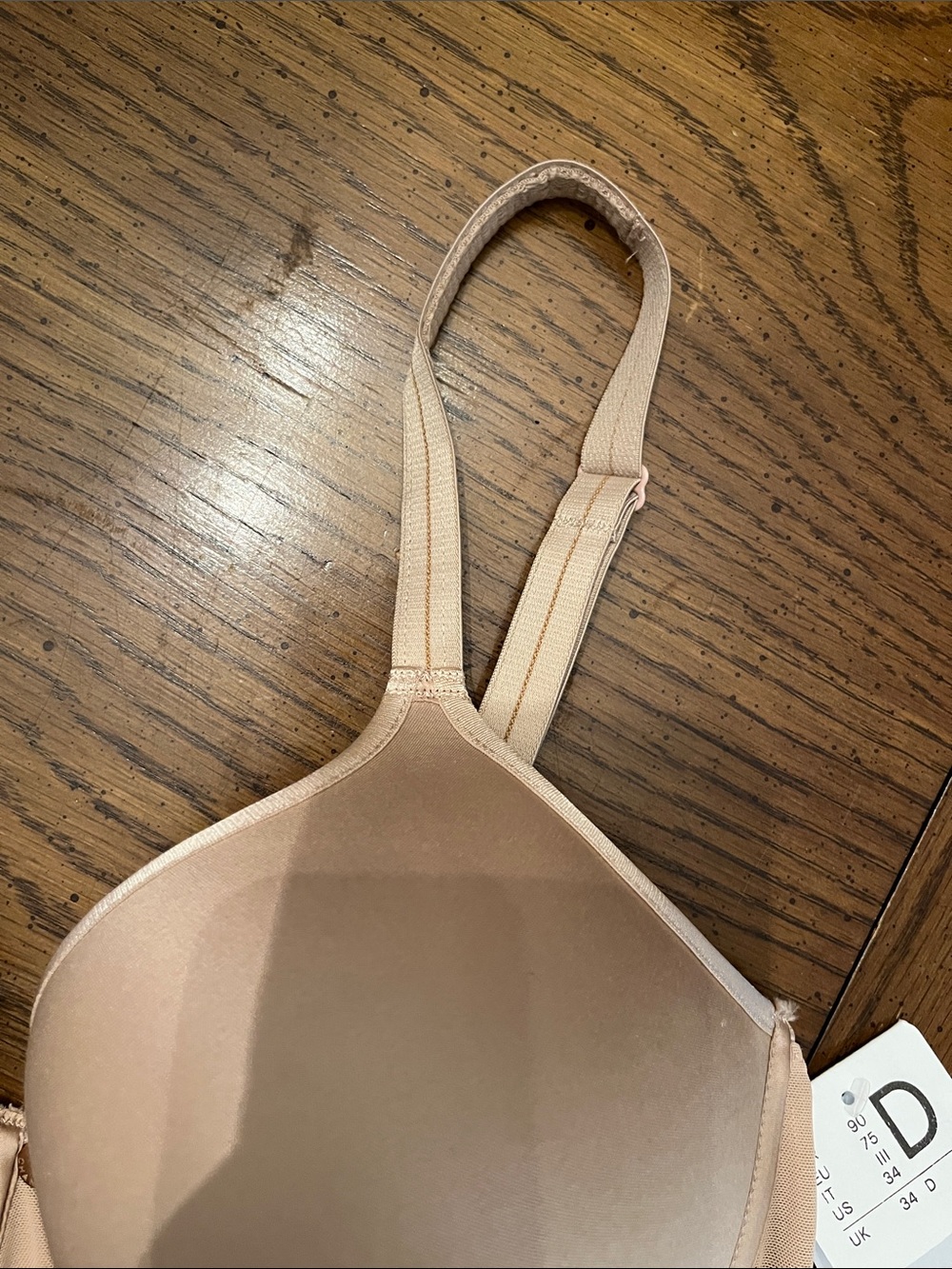 Chantelle Light Nude Smooth Underwire T Shirt Bra, size 34D, new with tags - Picture 6 of 15